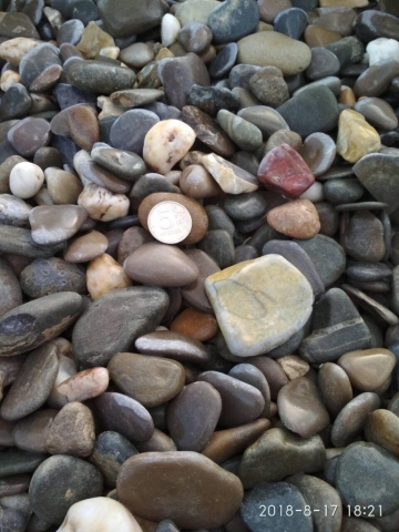 Морская галька (гравий), отсыпка пляжей галькой | Камень из Крыма